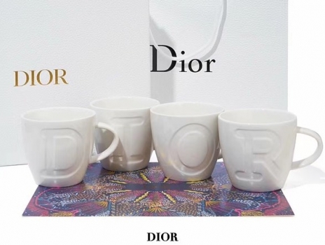 Набор из 4-х кружек Christian Dior Артикул BMS-71502. Вид 2