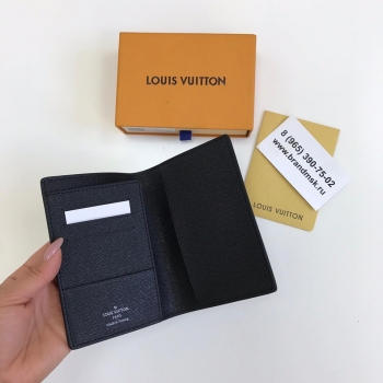  Обложка на паспорт Louis Vuitton Артикул BMS-42409. Вид 2