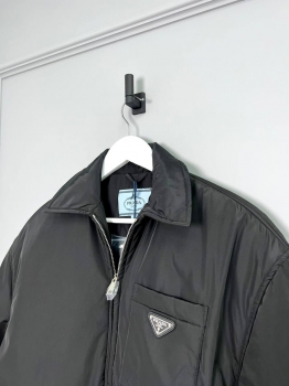 Куртка женская Prada Артикул BMS-102041. Вид 2
